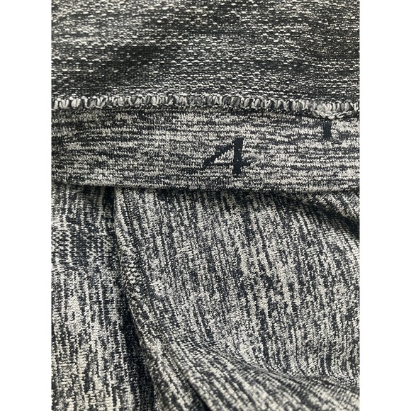 Lululemon Swiftly Tech Racerback Tank Top 2.0 Gray Space Dye Size 4 Seamless - Picture 6 of 8